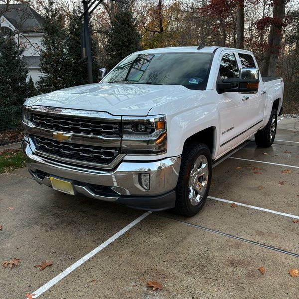 Chevrolet Silverado exterior detail